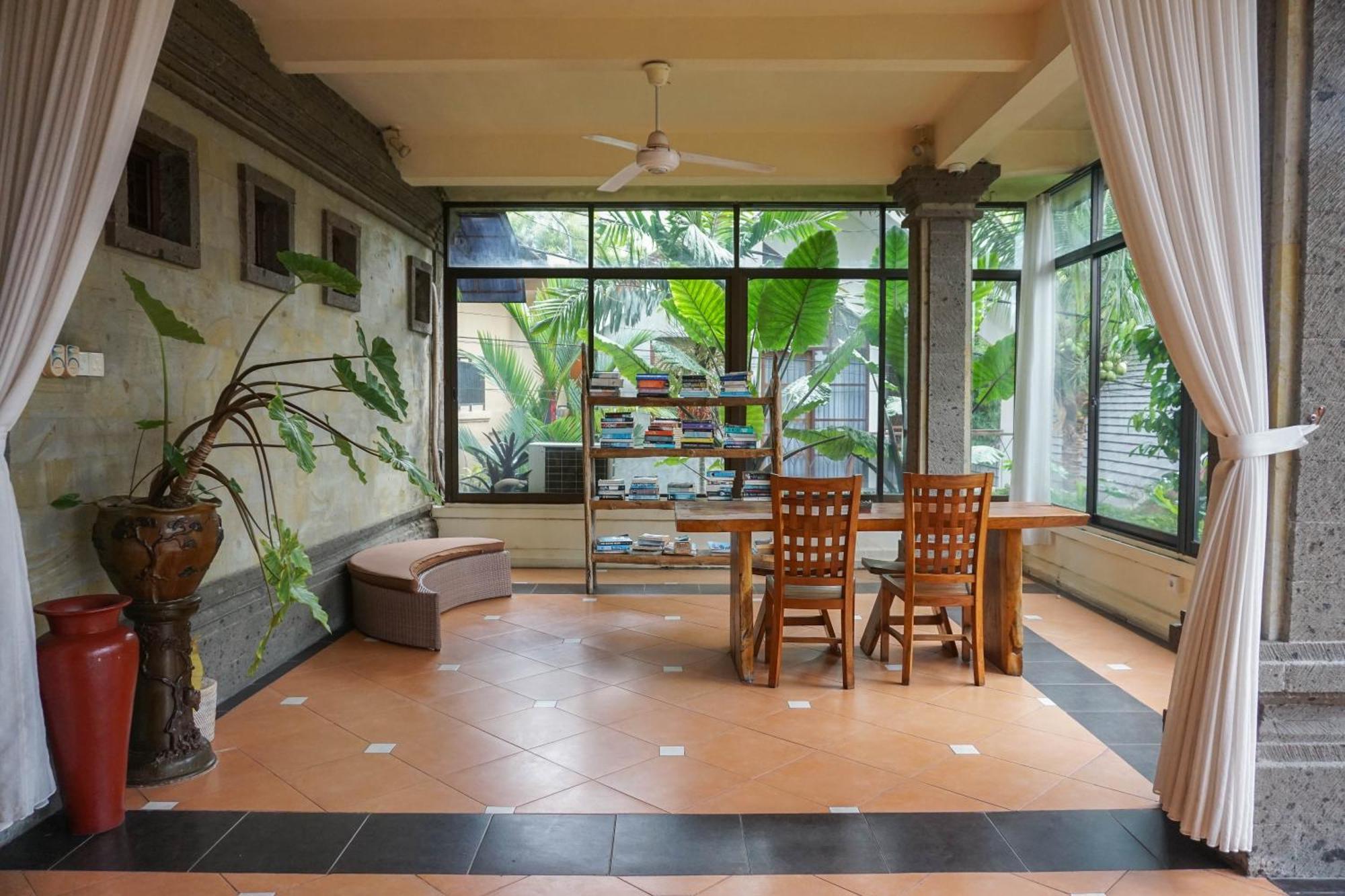 Ubud Aura Wellness Sanctuary Exterior foto